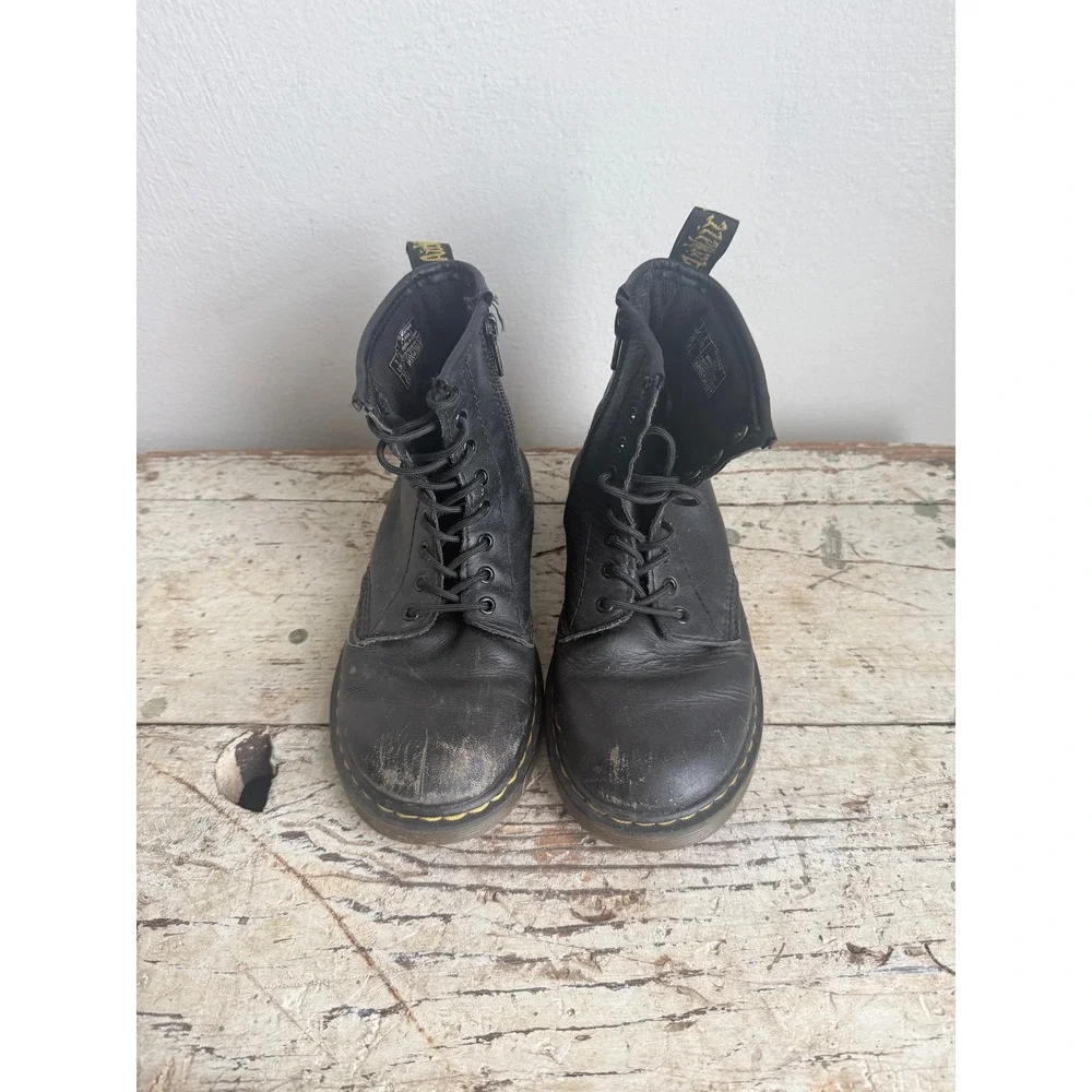 Dr. Martens distressed dr